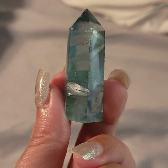 Green Flourite and Amethyst crystal points. - Picture 4 of 4